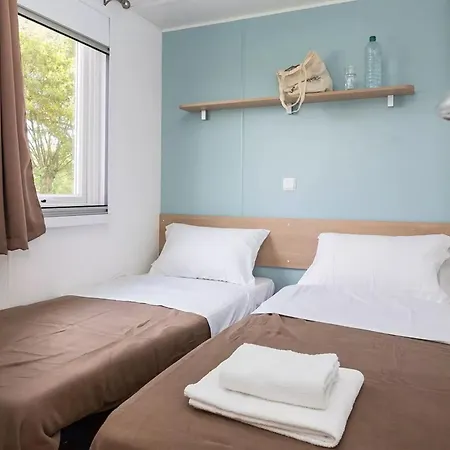 Domaine Résidentiel De Plein Air Odalys Le Port De La Chaine Camping 4*