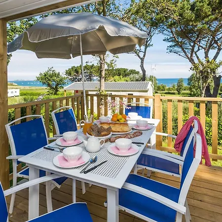 Domaine Résidentiel De Plein Air Odalys Le Port De La Chaine 4* Pleubian